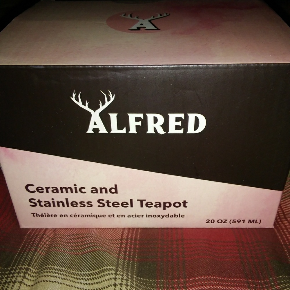 Alfred Teapot - Picture 2 of 6